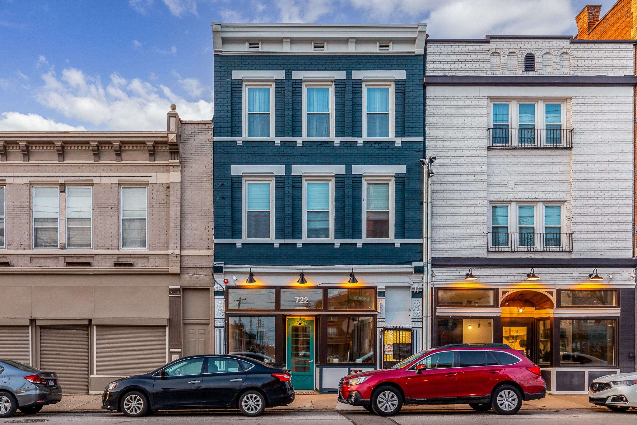 Property main image